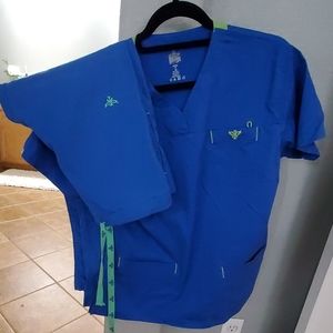 Med couture scrub set